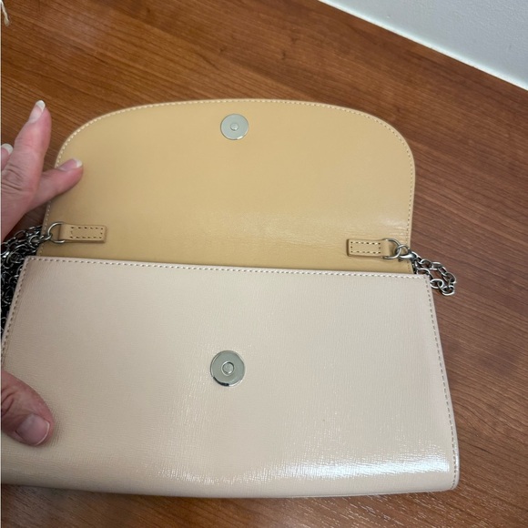 Halogen Tan Crossbody Clutch With Silver Chain EUC - Picture 5 of 12